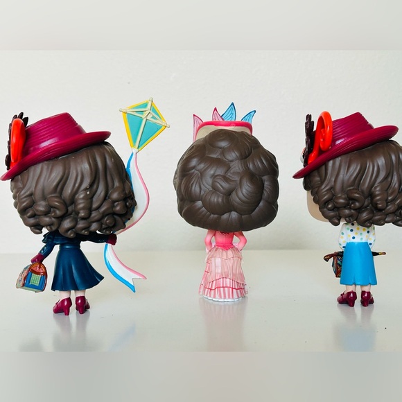 Funko pop Mary Poppins figures set of three Disney Spring - Picture 2 of 2